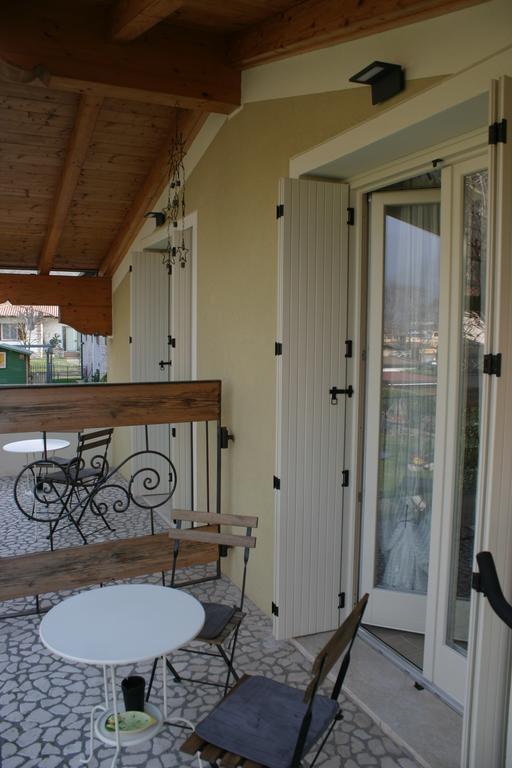 B&B Il Noce Alla Finestra 로에 외부 사진